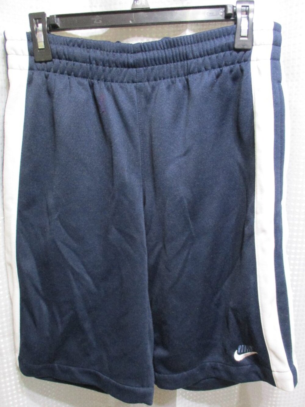 Nike Navy & White Side Stripes Men's Heavy Knit Shorts w/Drawstring Waist Sz. M